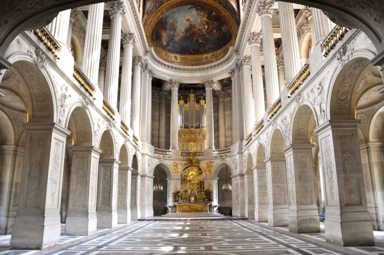 Chapel inside Versailles